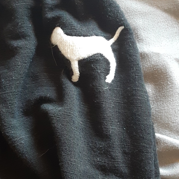 Pink shorts - Picture 2 of 3